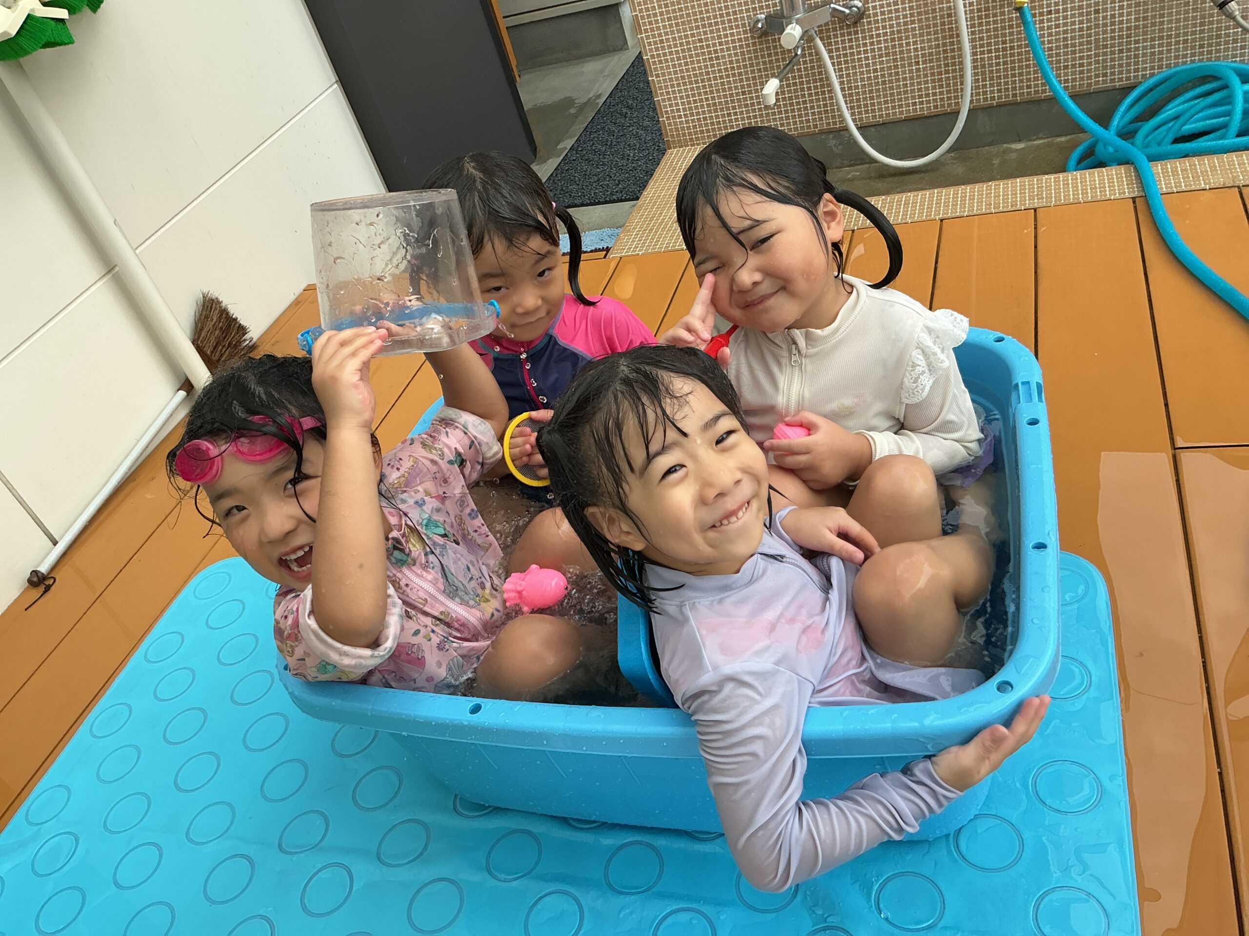 夏遊び　～プールあそび～