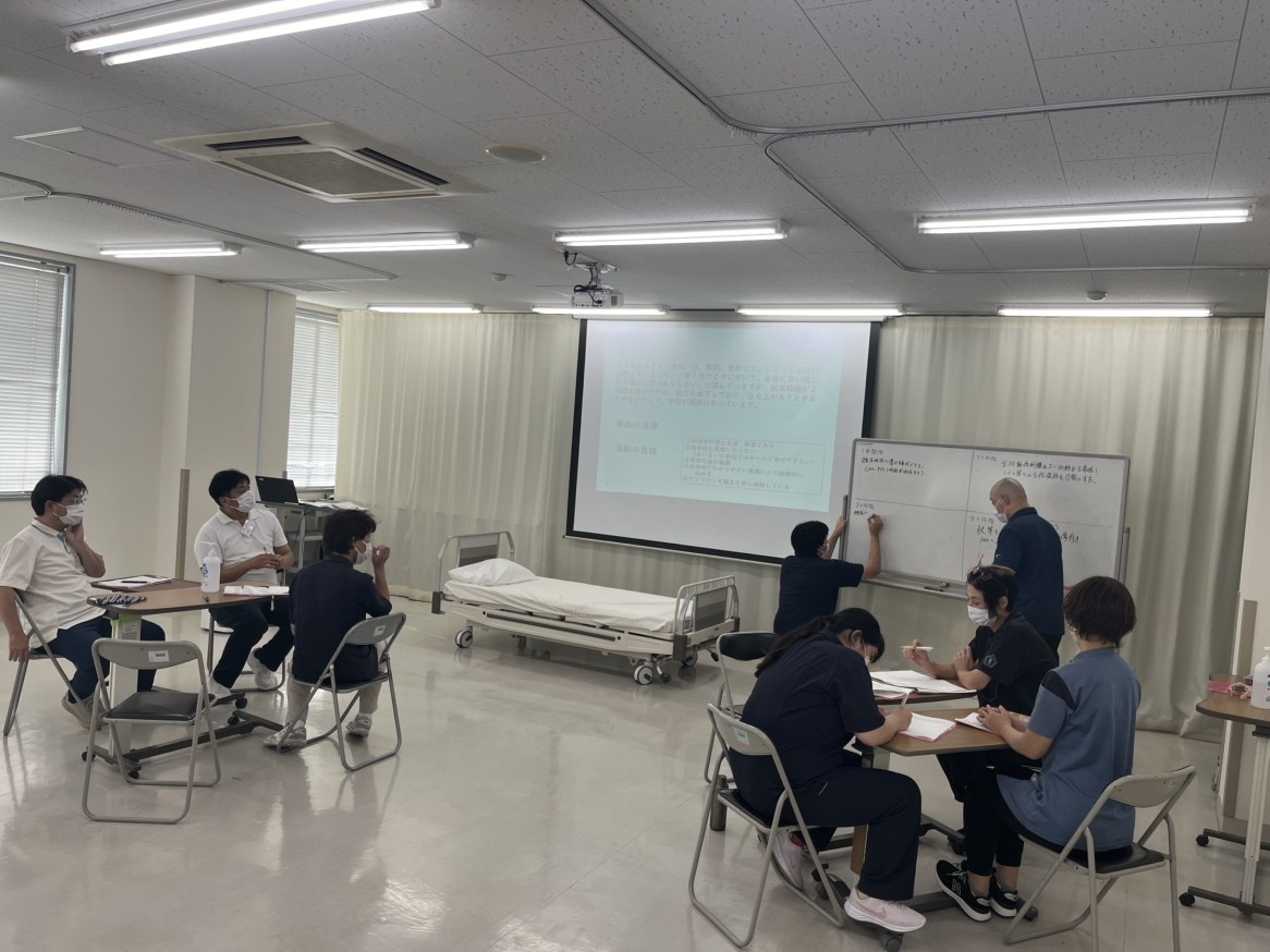 外部研修　介護職の研修「介護技術」