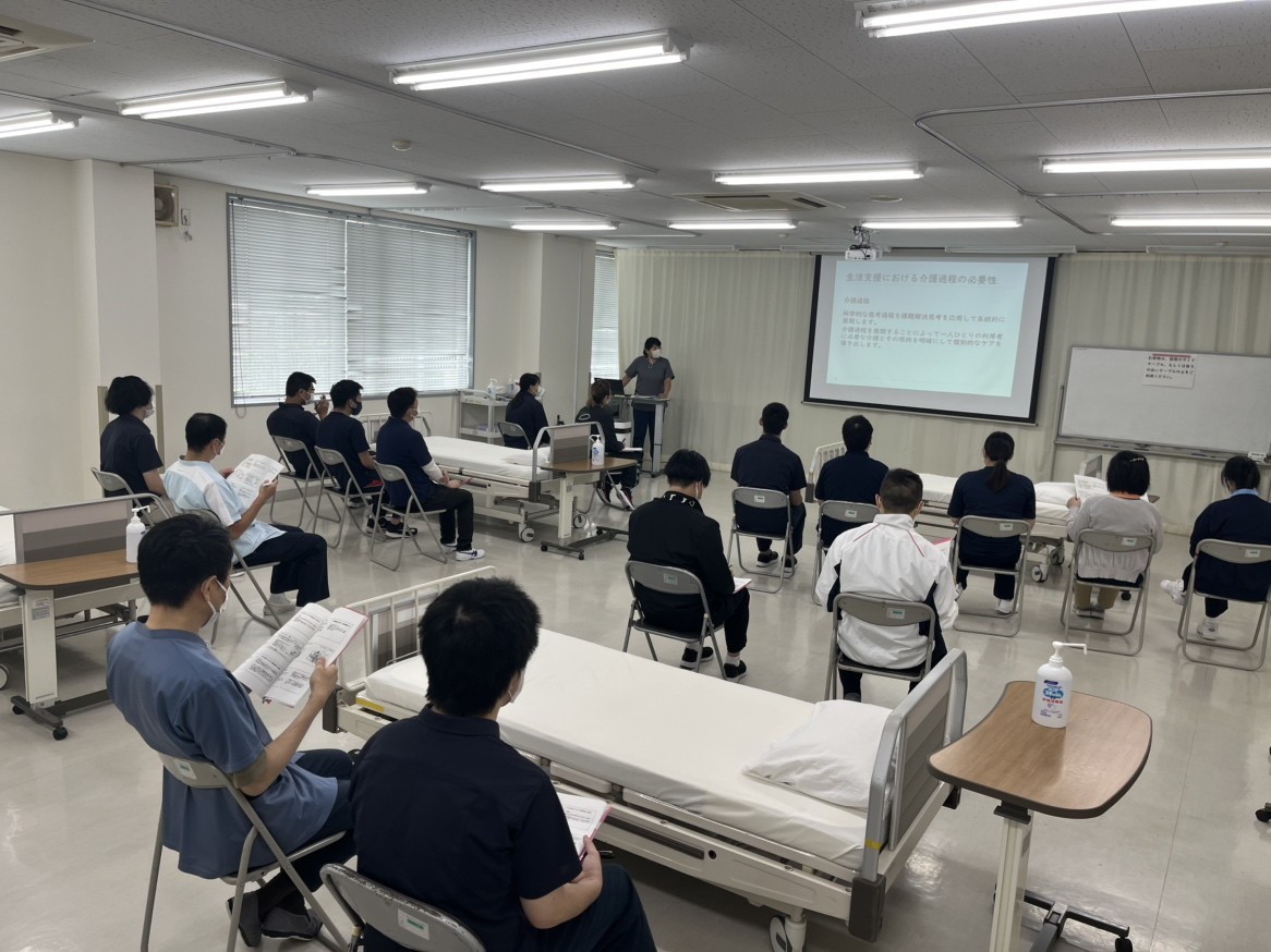 外部研修 介護職の研修「介護技術」 外部研修 介護職の研修「介護技術」