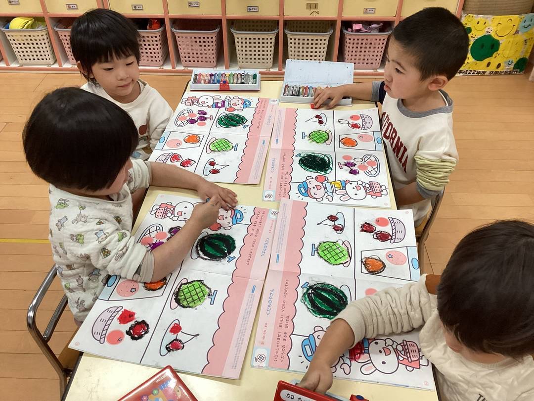 3歳児 製作の様子👀 3歳児 製作の様子👀