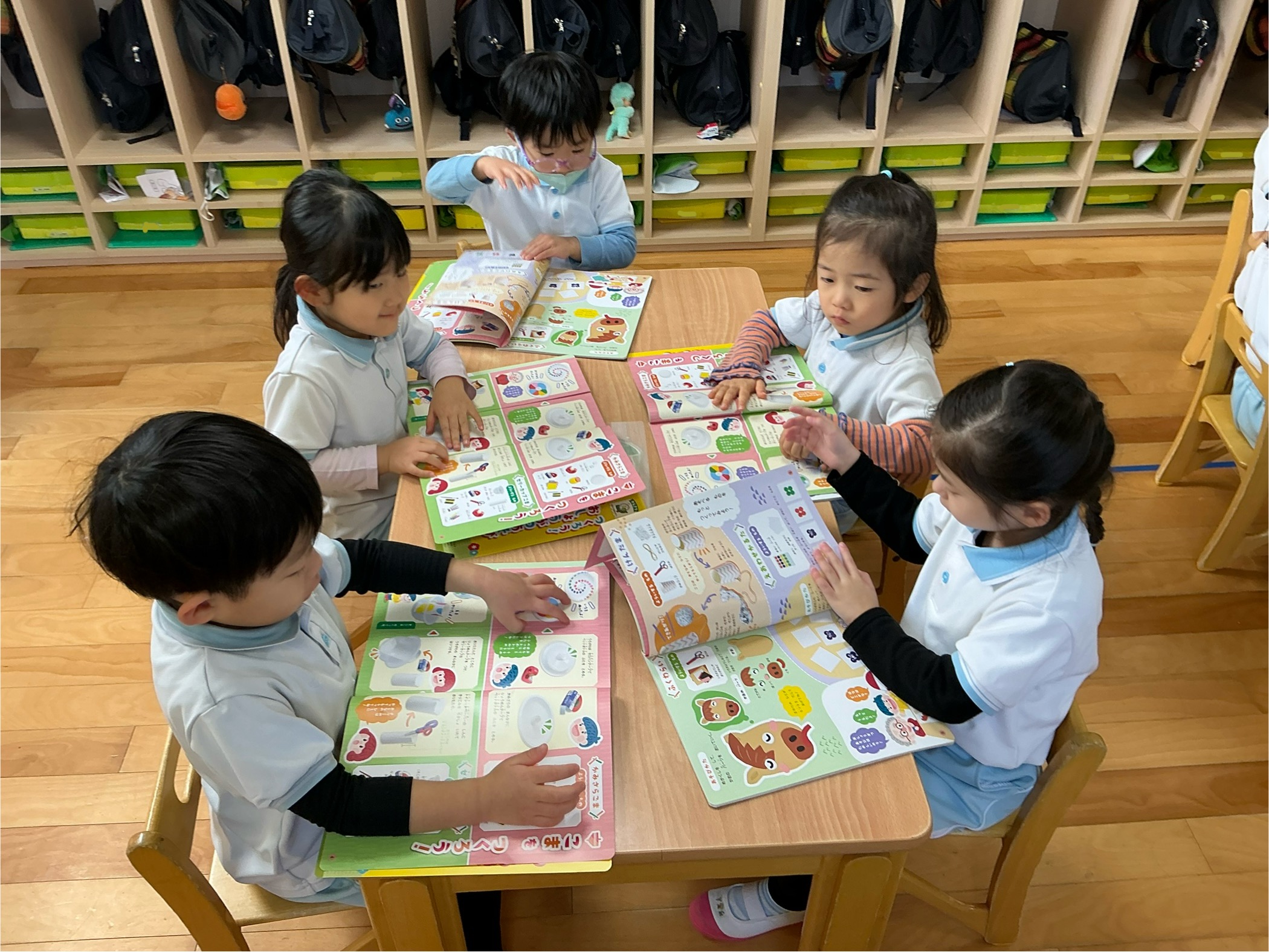 月刊絵本をしたよ♪ 月刊絵本をしたよ♪