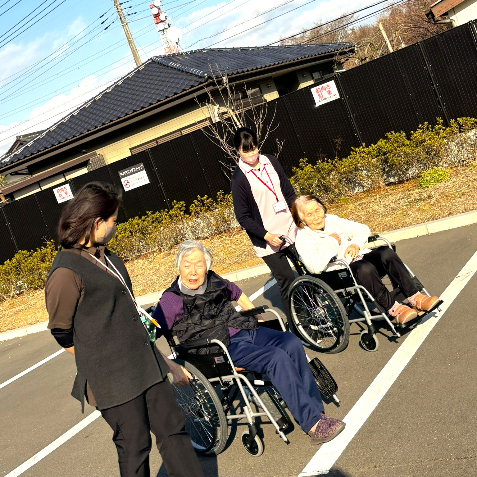 お散歩くらぶで春の訪れを感じました🌸