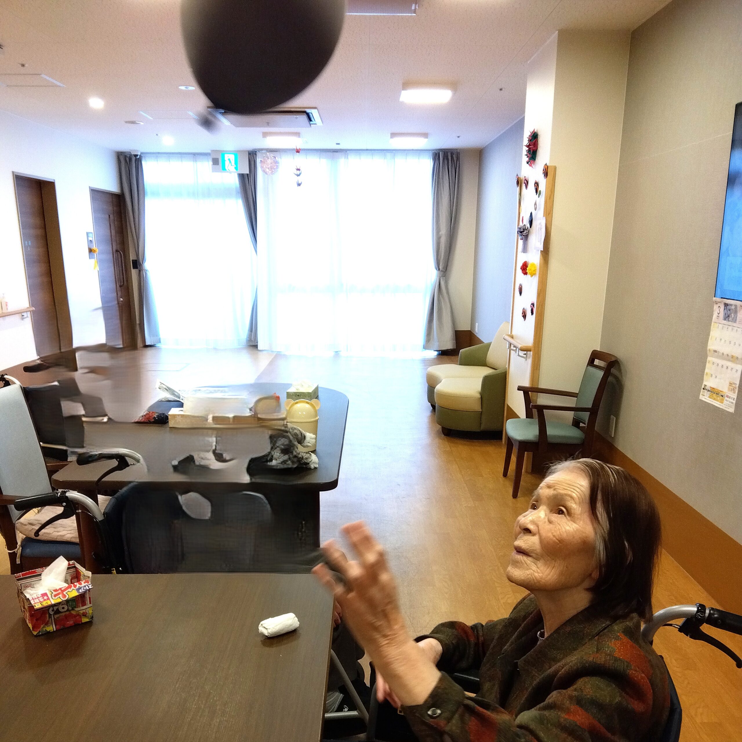 ふわふわポン♪風船バレーのひととき🎈