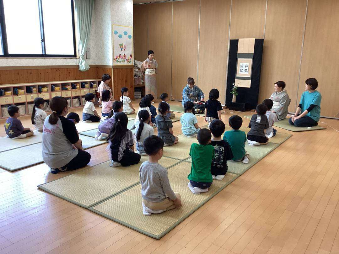 初めての茶道教室～さくら組（５歳児）～